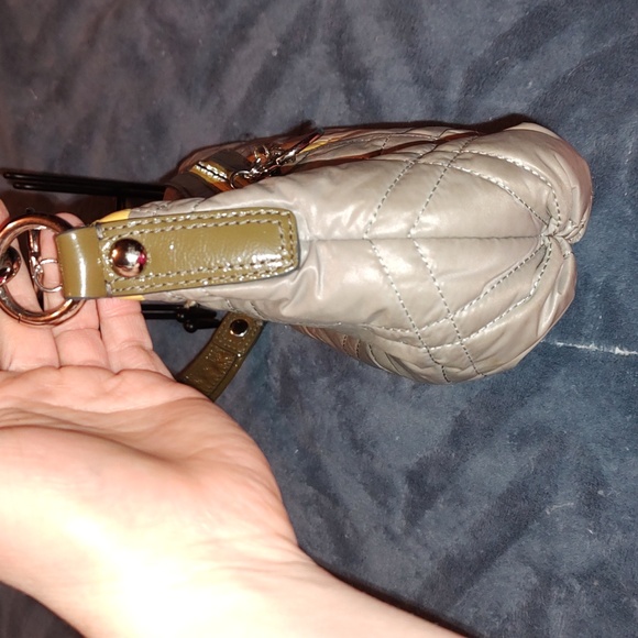 Coach Poppy Ski Bunny 15871 Quilted Nylon & Patent Leather shoulderbag. GUC. - Picture 7 of 16